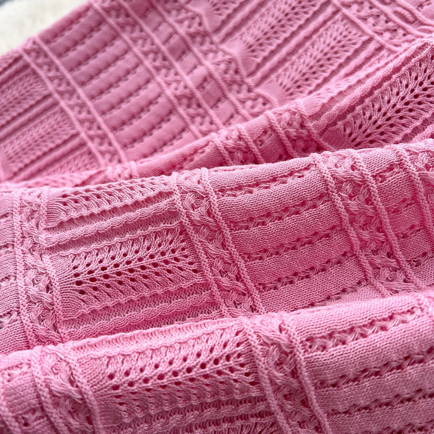 Robe longue bohème ajourée pour femmes, à volants, douce, tricotée transparente, à lacets, élastique, moulante, robe de plage, 2025