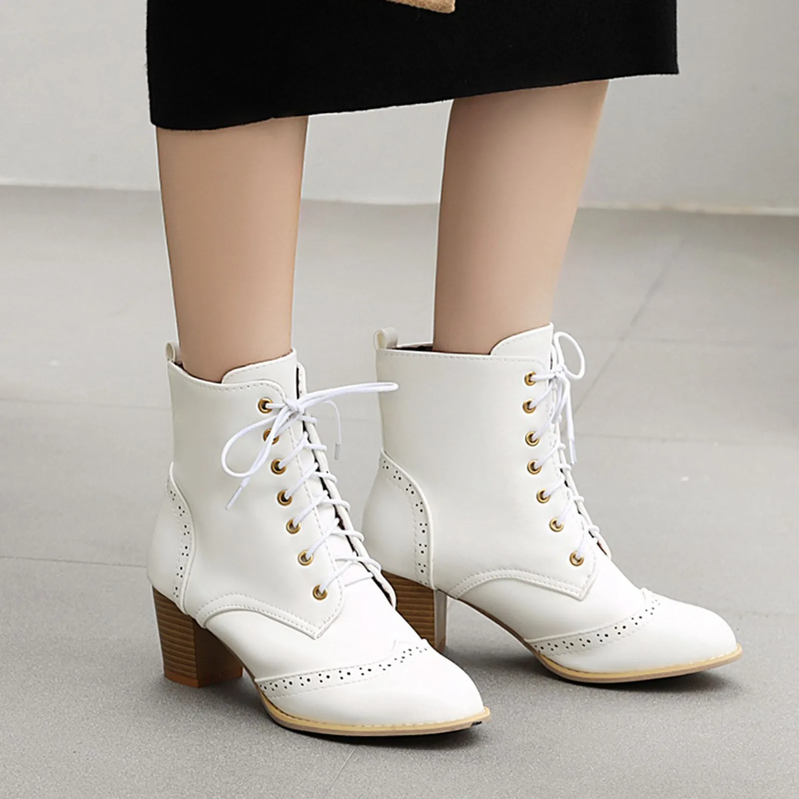 Women'S Autumn And Winter Thick Heel Lace Up Boots Independent Station Korean Edition Boots High Heel Short Boots For Woman