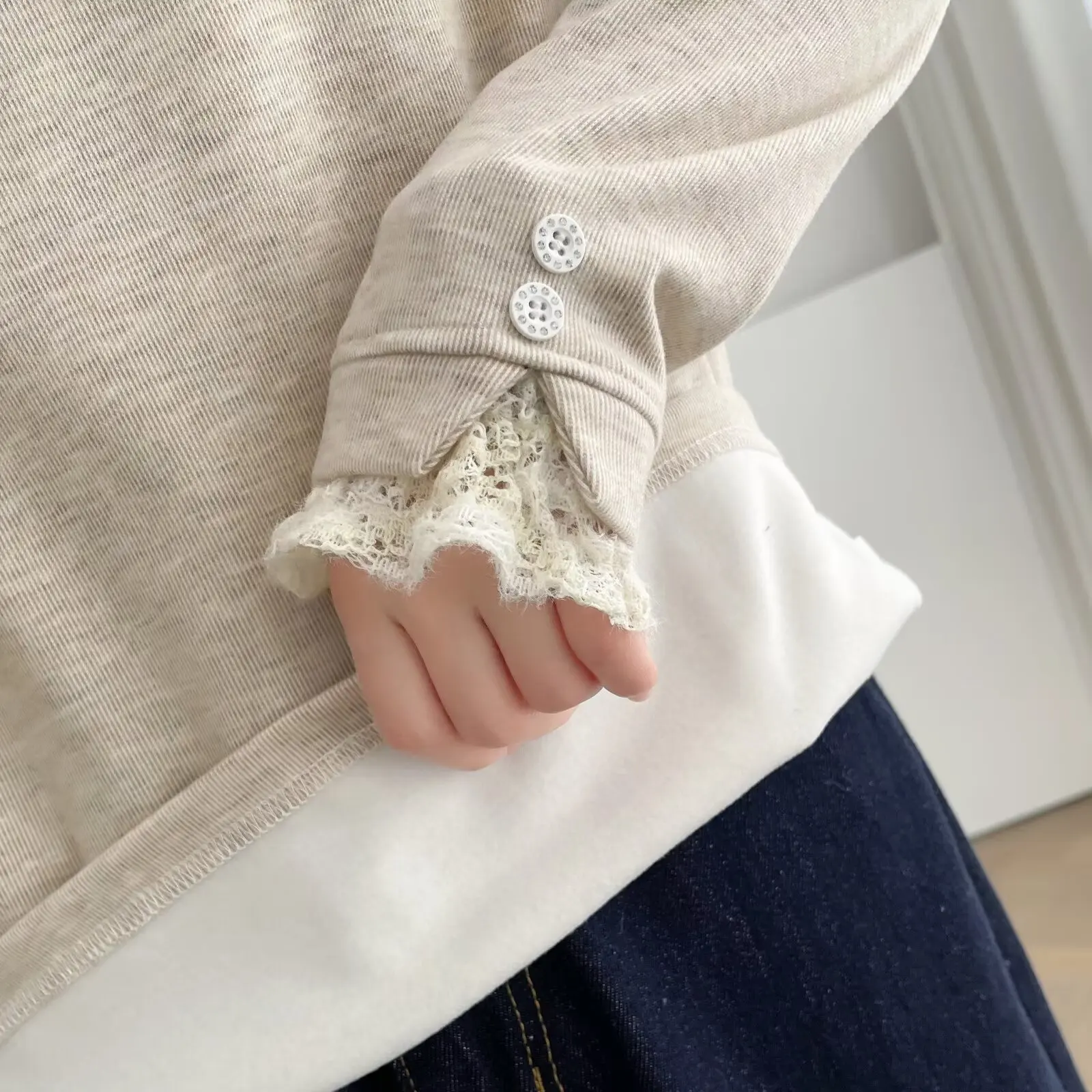 XXXXL موضة حجم كبير ملابس امرأة تي شيرت جديد الخريف والشتاء الدانتيل طوق الدافئة الصوف بأكمام طويلة بلايز عادية 8861 #3