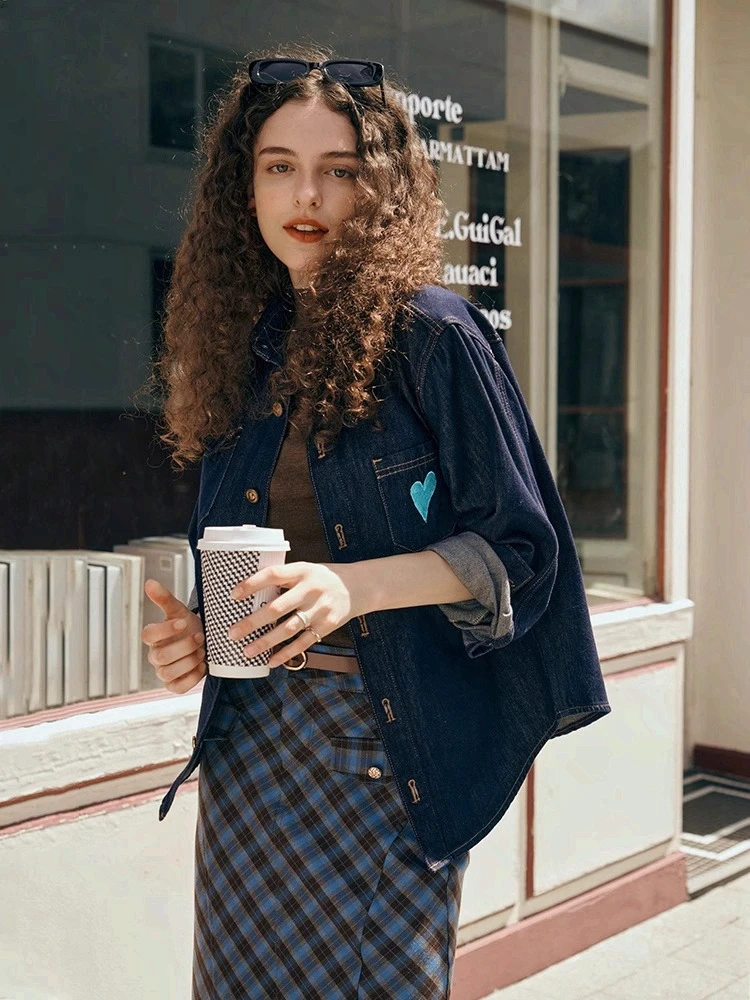 OLrain 여성 데님 셔츠 가을 2025 신상 빈티지 셔츠 재킷 순면 캐주얼 긴팔 여성 셔츠 & 블라우스 O57QC85500