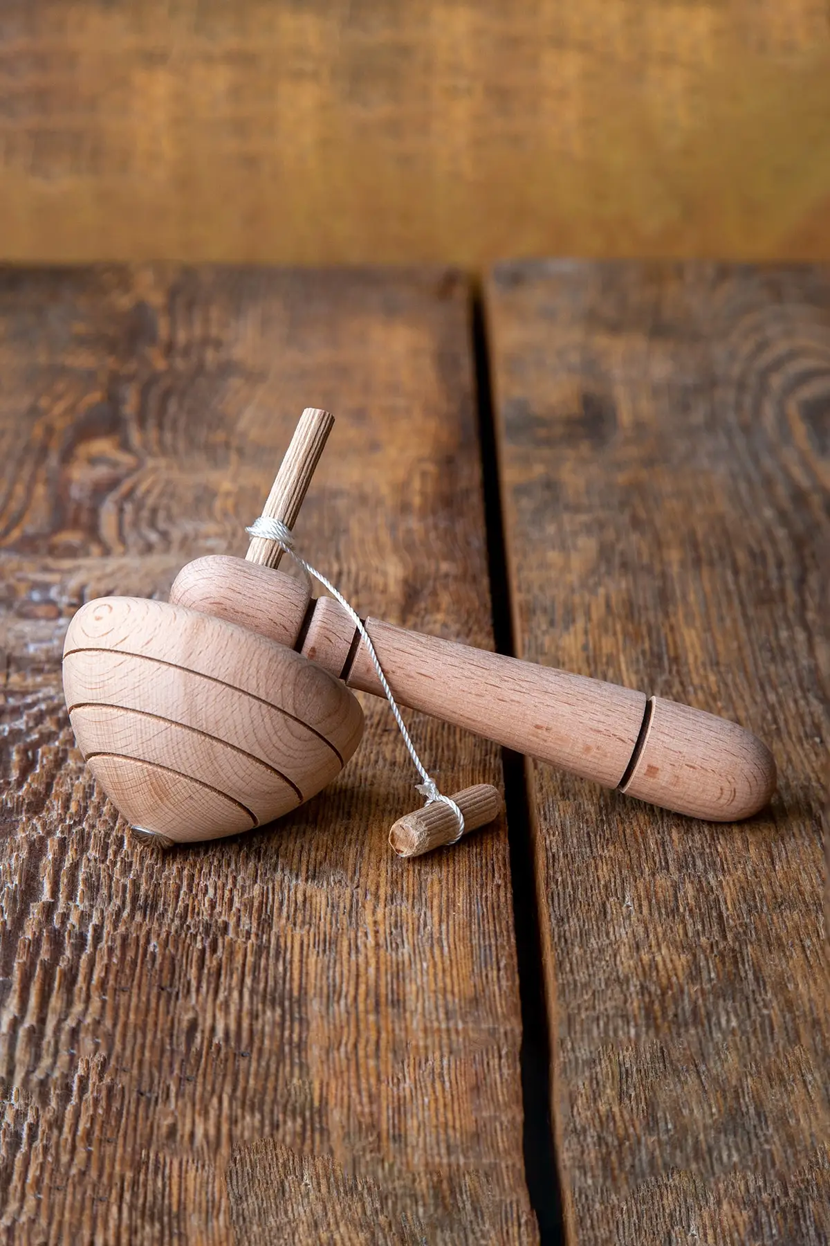 Can be dyed, DIY, Natural Wooden Toy Spinning Top Model