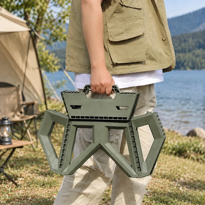 Portable Outdoor Folding Chair for Fishing, Camping, and Beach Activities - Lightweight, Robust, and Long-Lasting Seat