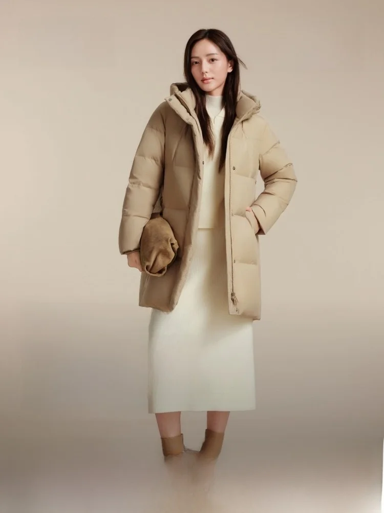 

Bosideng 2025 Новая женская повседневная утепленная длинная куртка с капюшоном, модная, универсальная, теплая, современная, из полиэфирного волокна