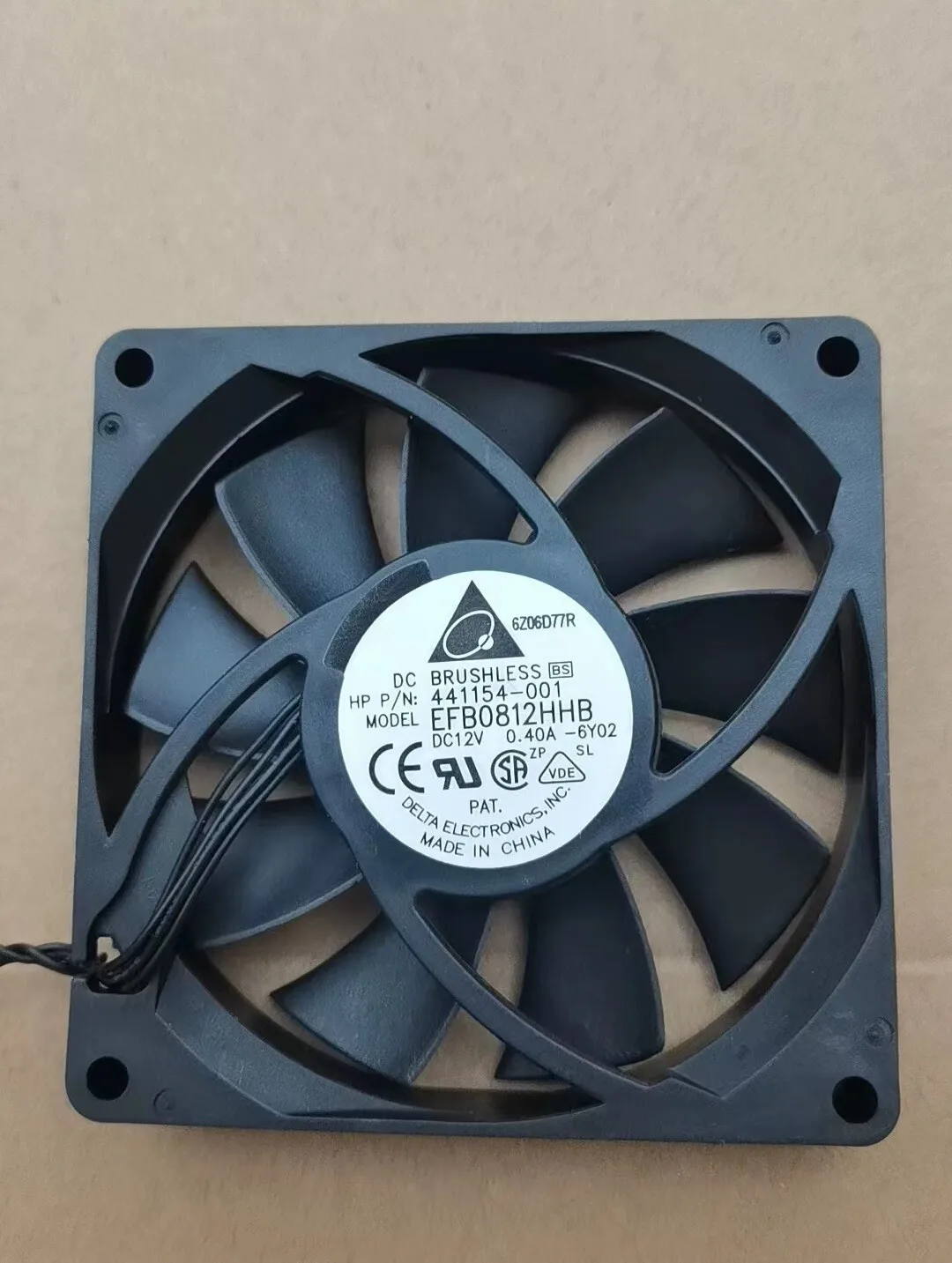 

Для EFB0812HHB DELTA 12 В 0,4 А 80*80*15 мм 8 см ШИМ 4-контактный охлаждающий вентилятор-