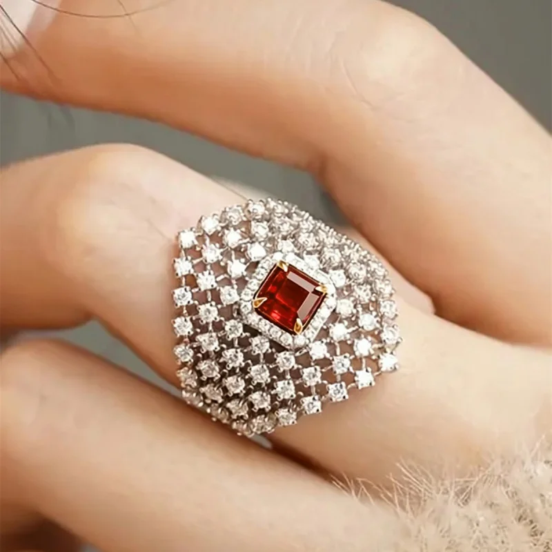 Huitan Funkelnder Damenring mit grünem CZ-Stein, hohles Design, modisch, für Hochzeit, elegante Dame, Jahrestag, Accessoires, Schmuck, Geschenk – Detail 19