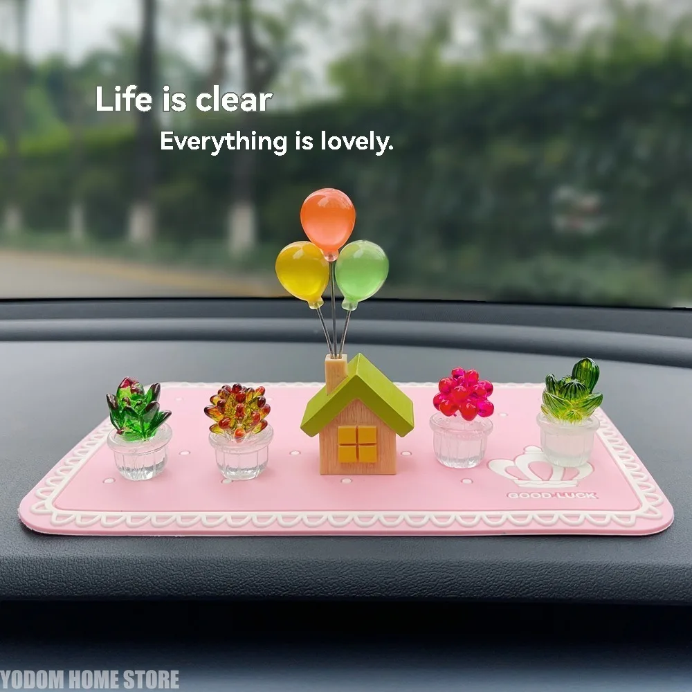 1 Pack Car Decoration Balloon House Car Dashboard Mirror Cartoon Resin Decoration Mini DIY Decoration Accessories Figurines