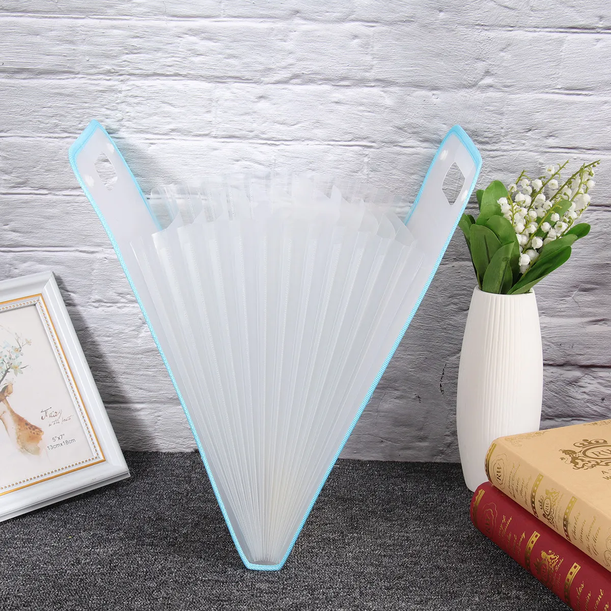 

Пластиковая папка-аккордеон с зажимами для документов, 1 шт., для расписания, заметок, счетов, ретро-дизайн, разноцветная, для офиса и дома