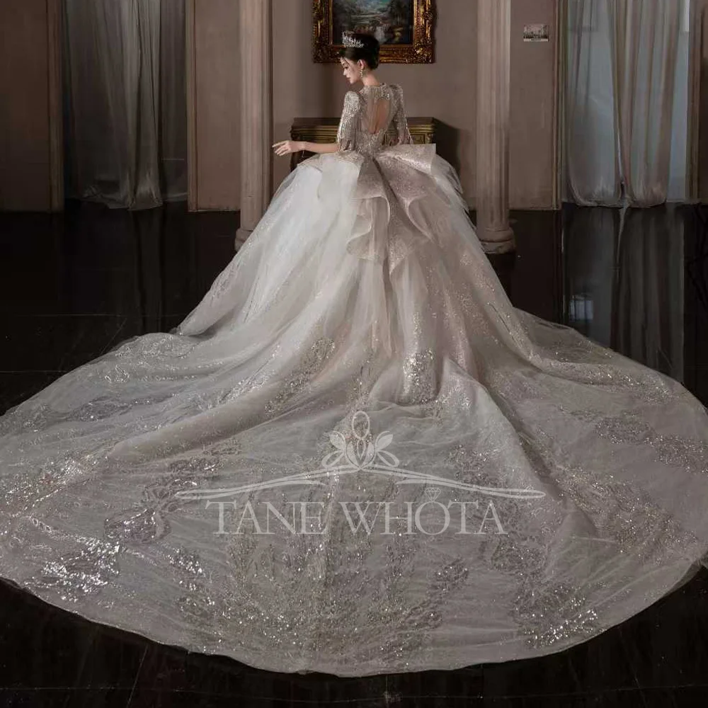 Elegant Scalloped Short Sleeve Beaded Sequined Ball Gown Wedding Dress Civil Ceremony Robe Customized Mariée