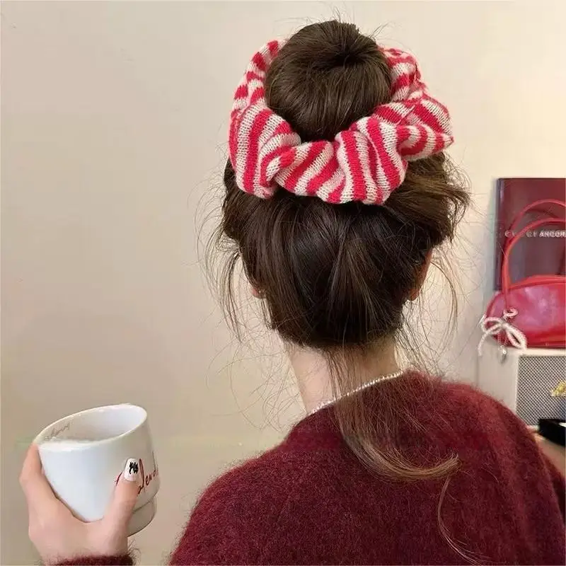 ربطات شعر محبوكة مخططة ملونة على شكل ذيل حصان للنساء والفتيات