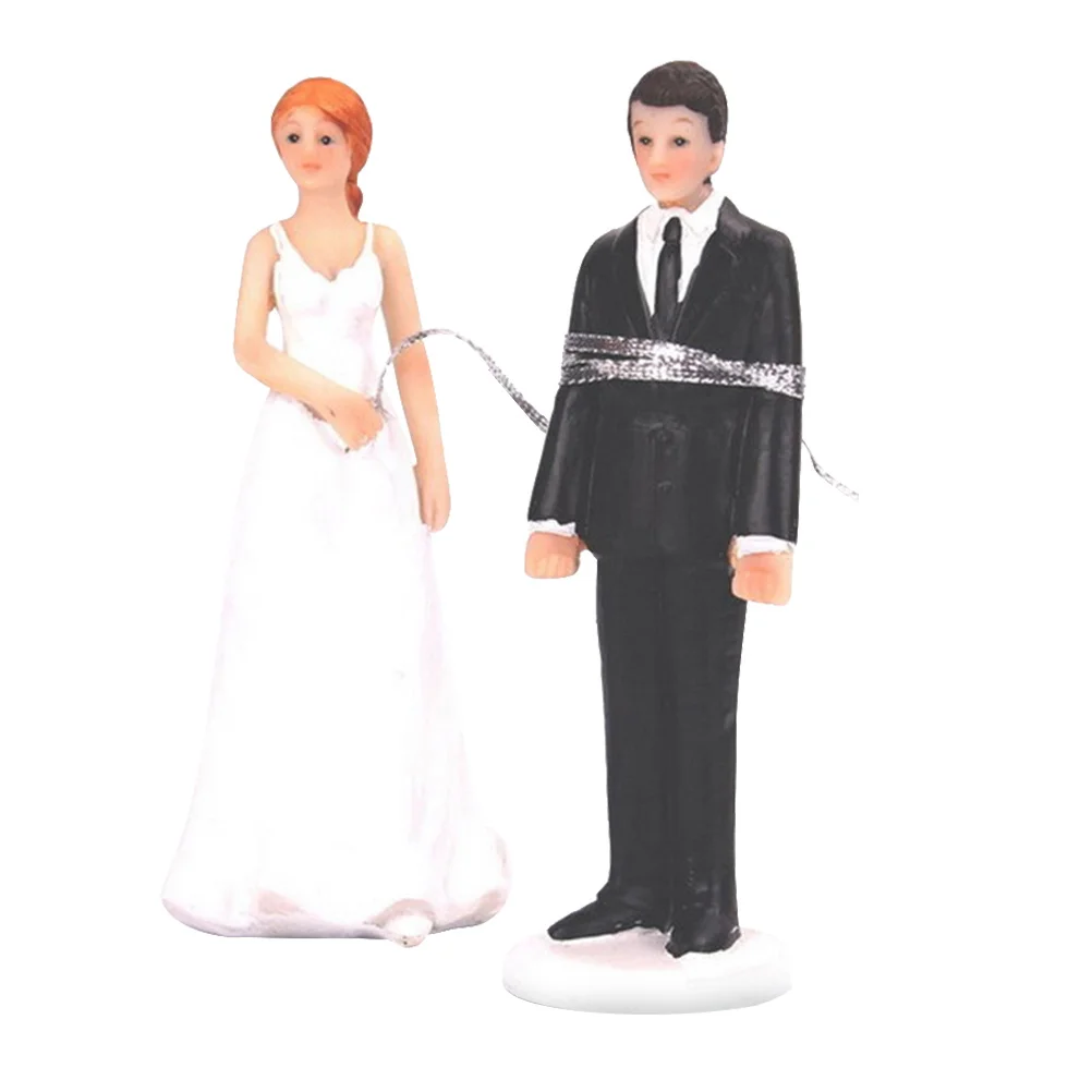 

1 Piece Bride and Groom Cake Topper Resin Wedding Decoration Romantic Couple Figures for Wedding Cake Party Celebration Keepsake