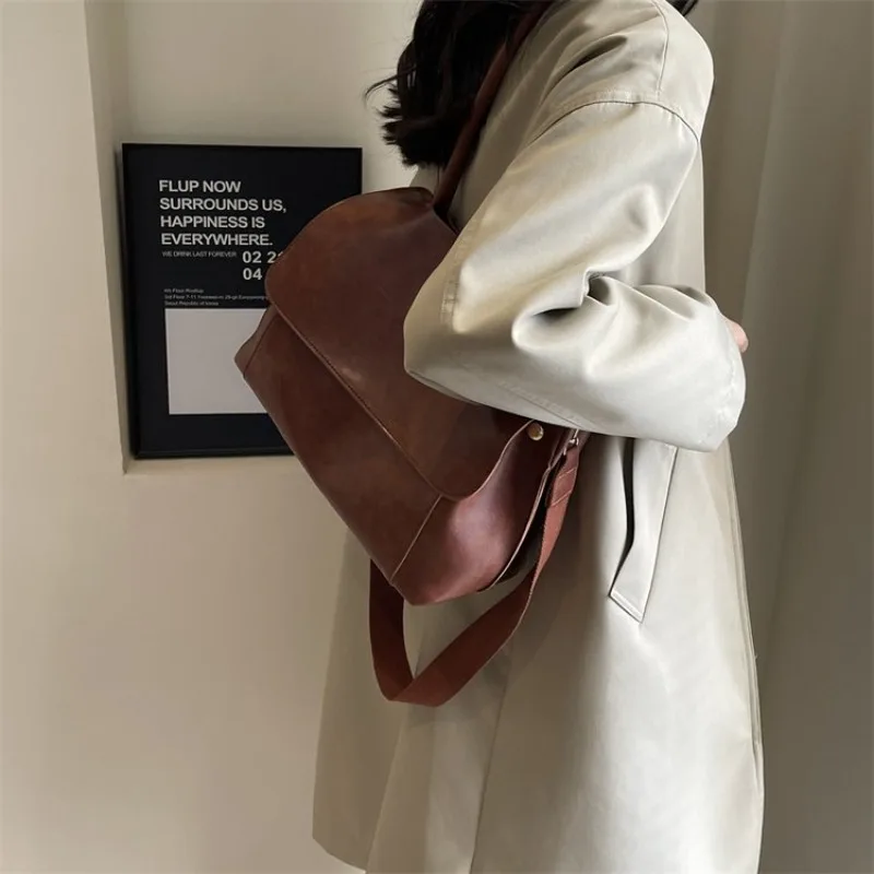 classic-leather-women-handbag-elegant-simple-style-ladies-trendy-crossbody-messenger-tote-bag