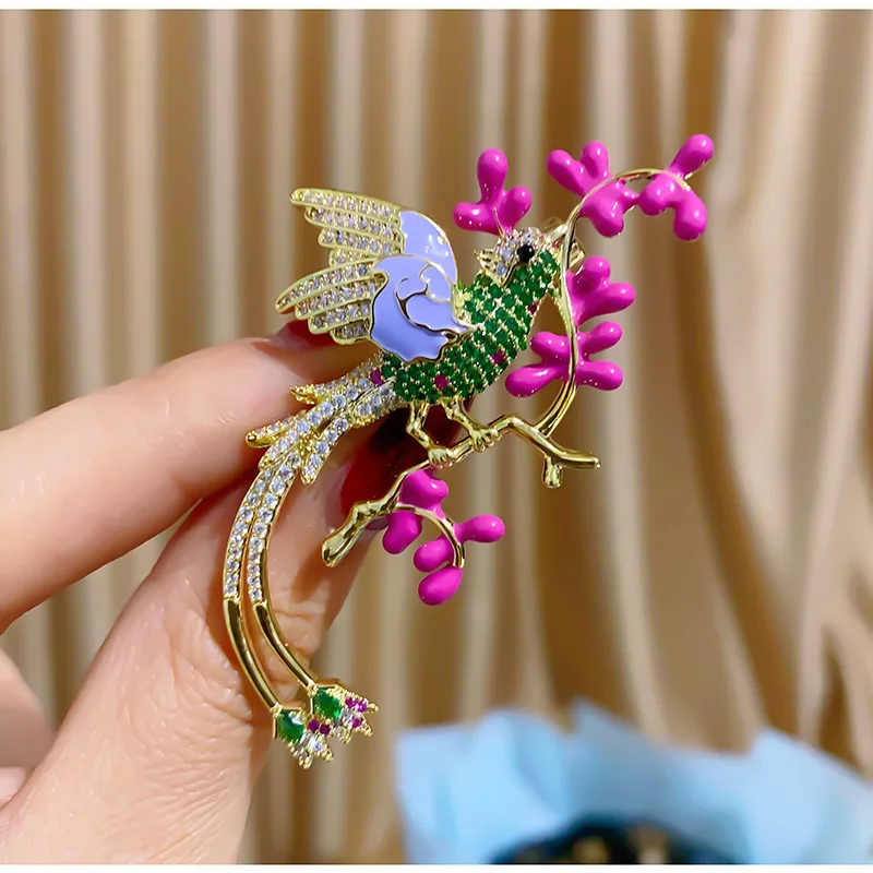 

Luxury Zircon Gold Plated Rich Bird Copper Brooch Pin Corsage Cute Animal Colorful Enamel Pins for Women Clothing Accessories