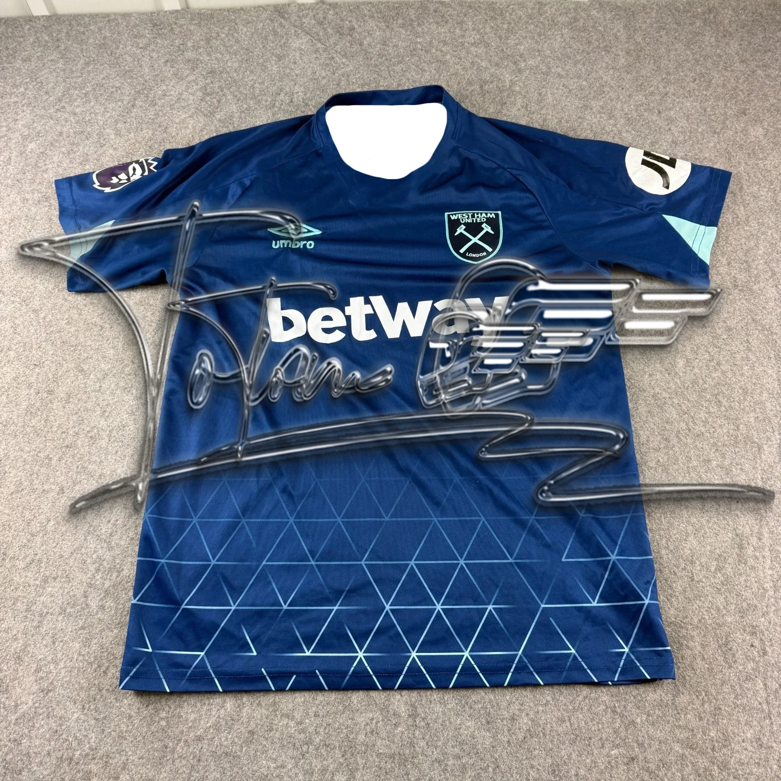 La serie de camisetas de fútbol más vendida de 25-26 de camisetas estampadas de moda, camisetas diarias para hombres y mujeres de la calle de West Ham