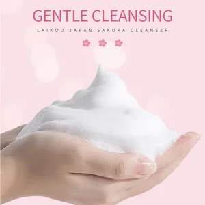 Sakura Cleanser Rich espuma profunda Retire la grasa Mejora la crema de lavado de la cara aceitosa 12 Mejores lavados faciales de ventas para hombres grasos de piel - №3