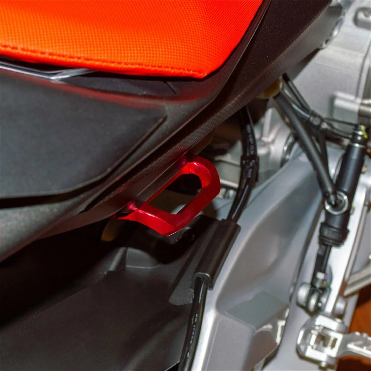 Motorcycle Tail Rear Seat Passenger Handle Grab Bars Armrest for Aprilia RS 660 RS660 Tuono 660 2020-2022(Red)