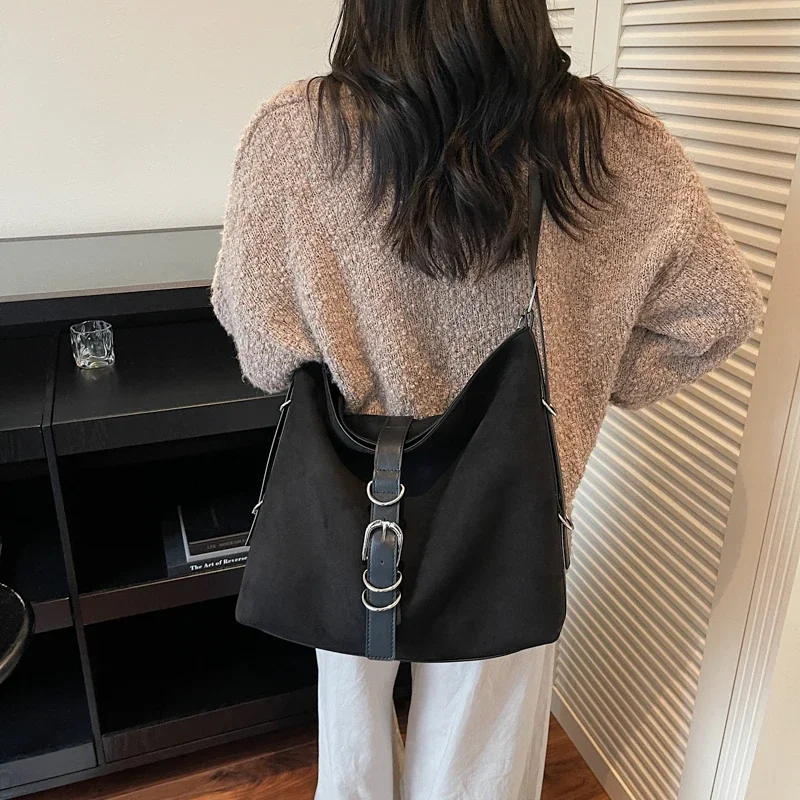 

Elegant Trendy Diaper Bag Women Designer Crossbody Messenger Bag Luxury Leather Handbag Minimalist Chic Large Tote