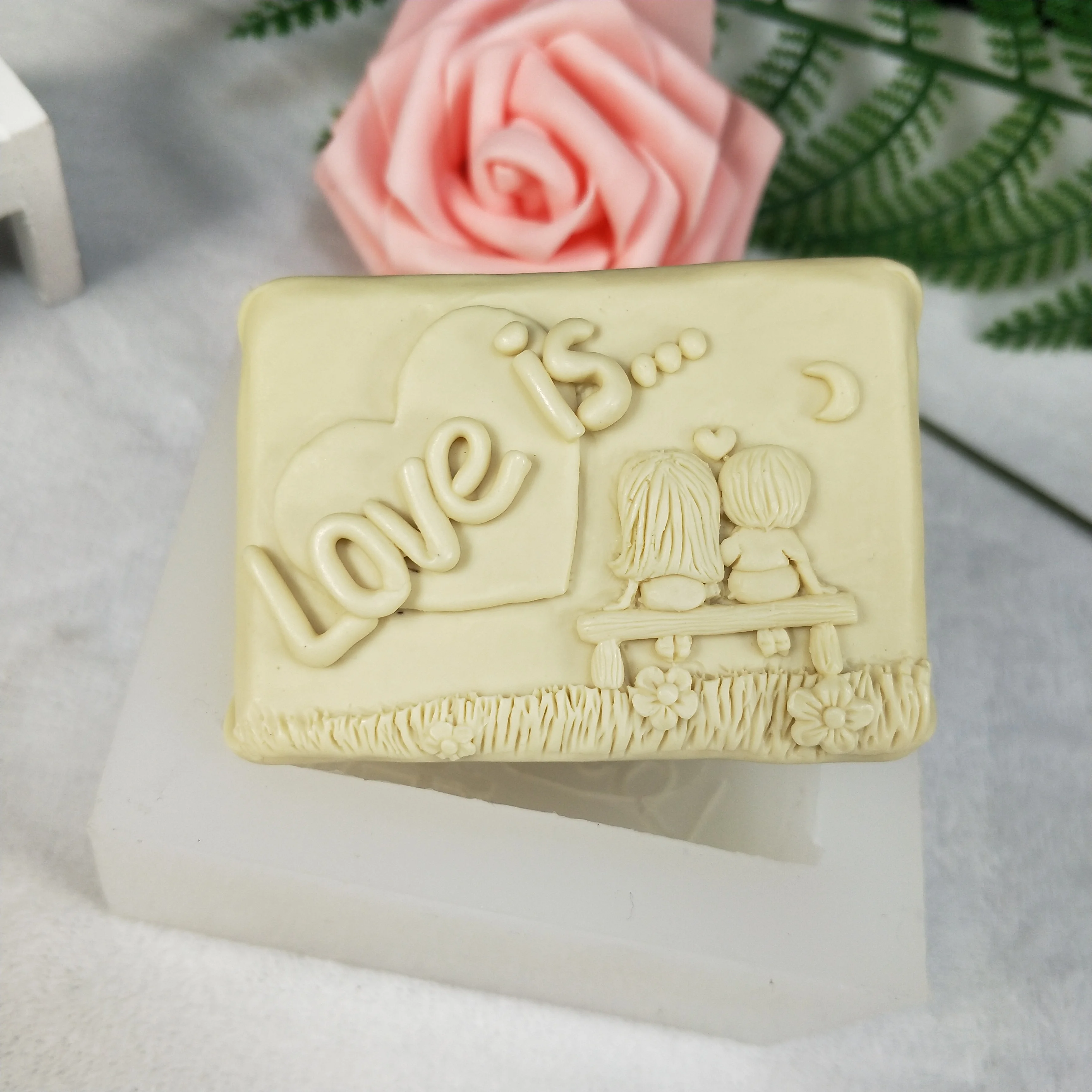 QT0258 PRZY Mold Silicone Couples Soap Molds Gypsum Chocolate Candle Candy Mold 2D Molds Love Is Soap Making Clay Resin Moulds