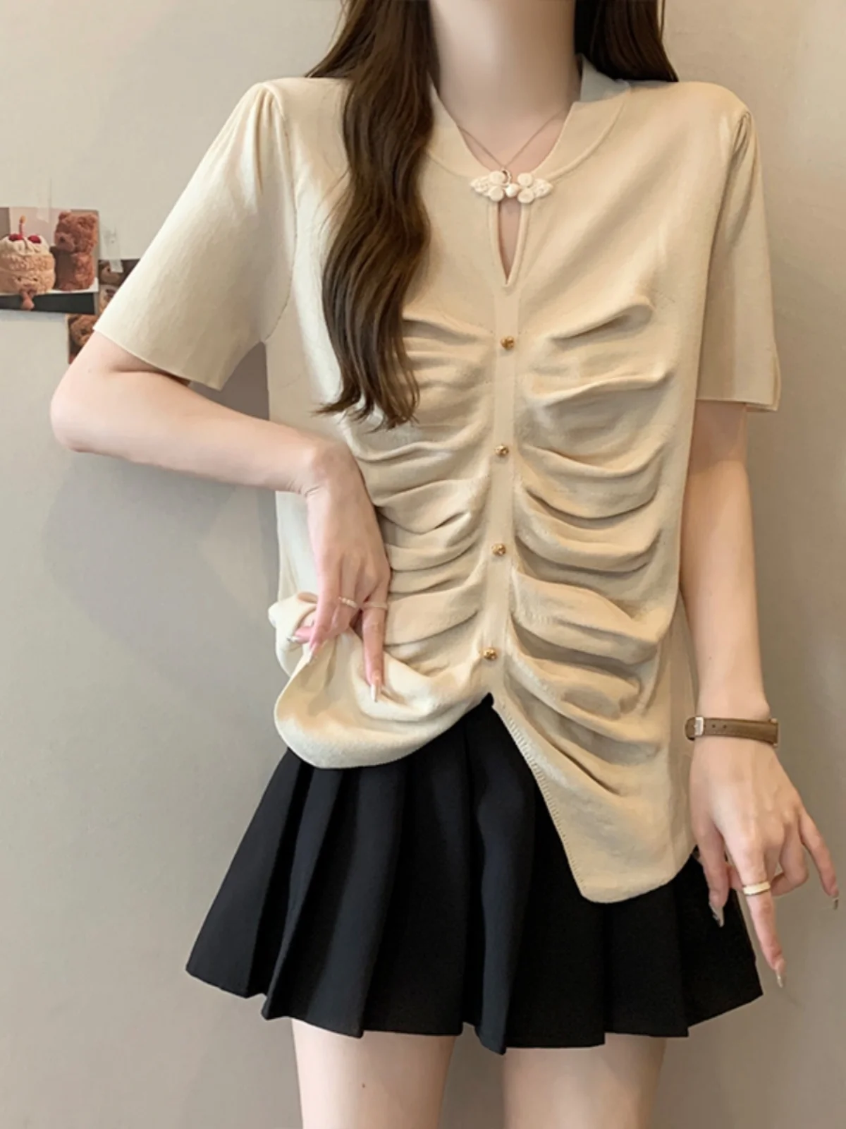 New Chinese Style Short Sleeve T-Shirt Women's Summer Large Size Base Shirt Placket Hollow out Design Slimming Pleated Top
