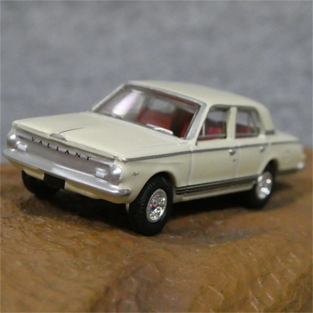 1/87 HO Scale Alloy Car Model 1963 Valiant AP5 Car Model Train Scene Miniature Collection Sand Table Landscape