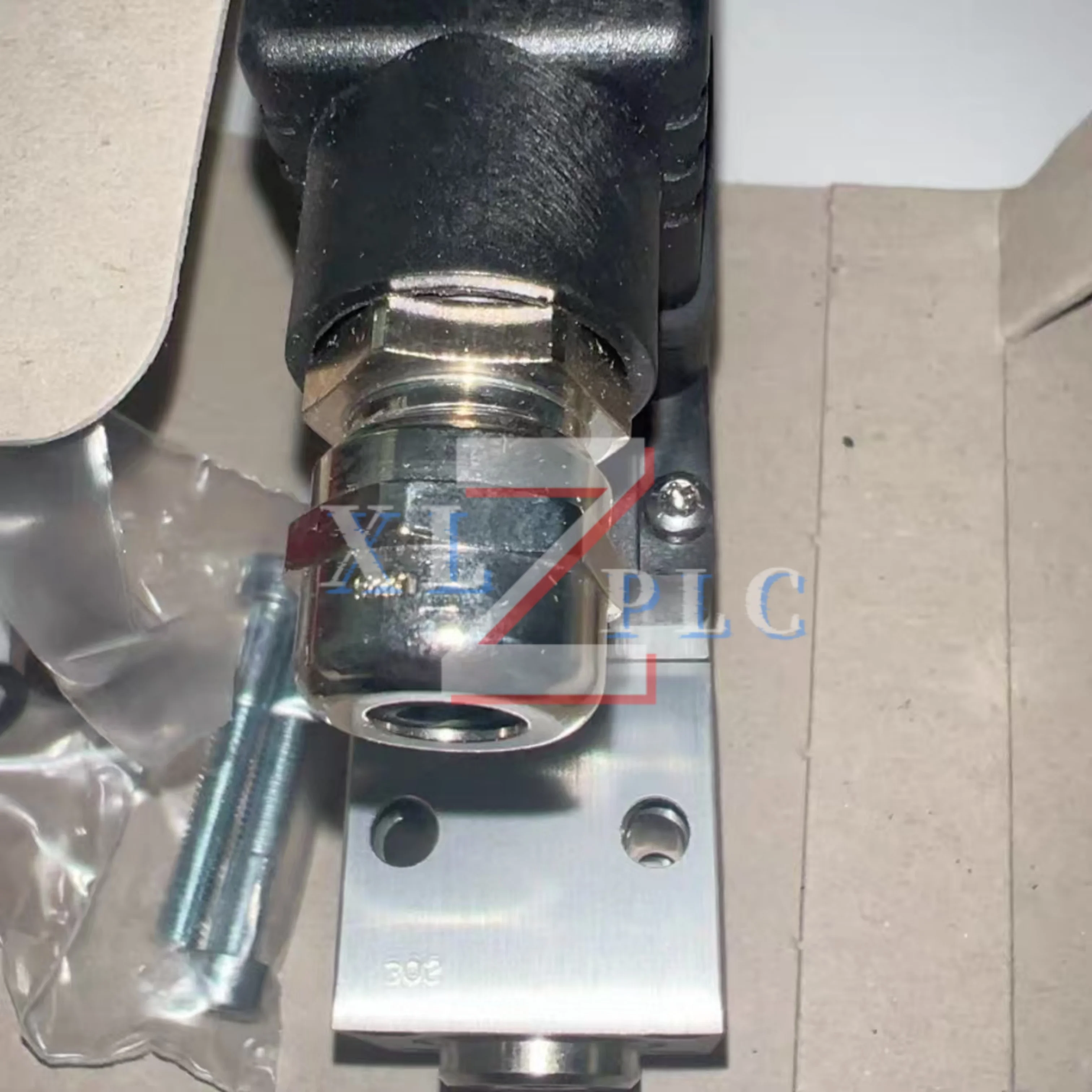 Nowy oryginalny wyłącznik ciśnieniowy 061B000566 MBC5100 061B000666 MBC5100 061B001066 MBC5100 061B002966 MBC5100 061B010266 MBC5100