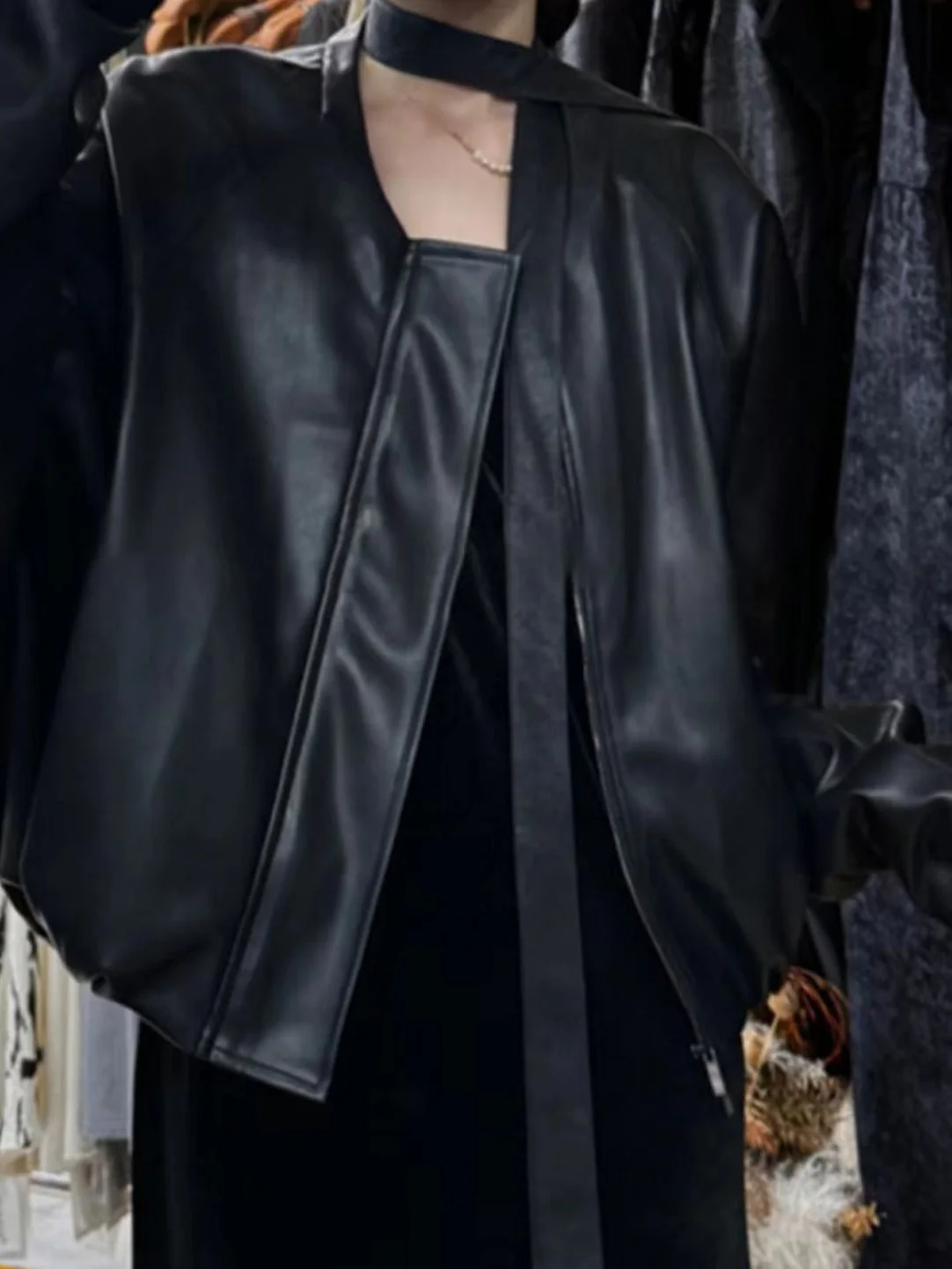 

Black Fashionable Leather Jacket Women's Spring 2026 New High Quality Loose Versatile Coat Windproof Long Sleeve Zipper Closure