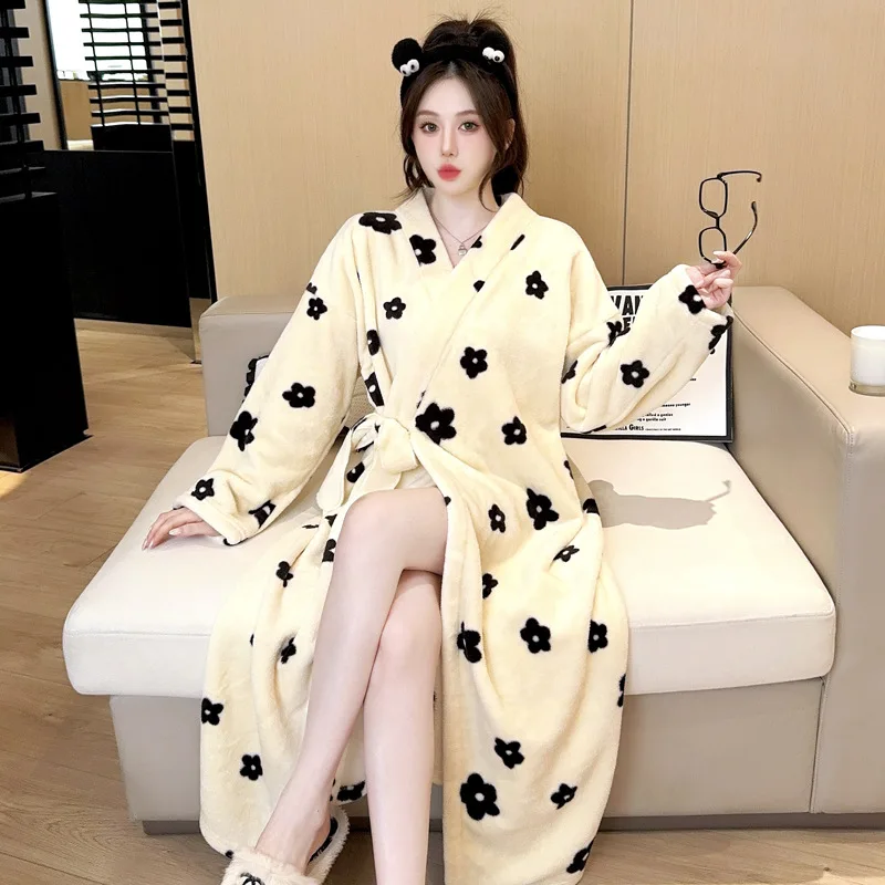 Long Kimono Bathrobe Gown Print Butterfly Flannel Robes Lady Elegant Intimate Lingerie Autumn Winter Sleepwear Loungewear