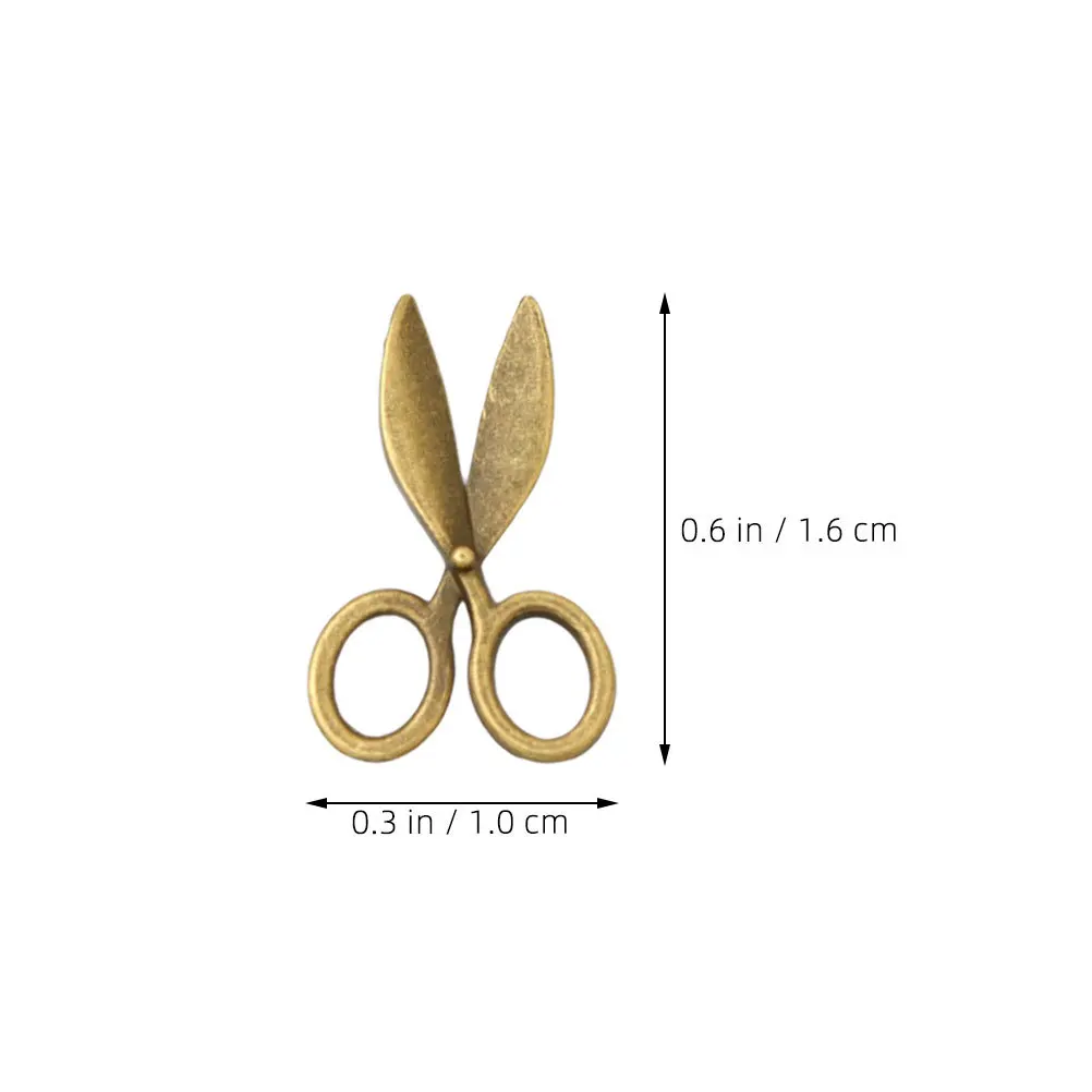 40 قطعة من المقصات المعدنية الصغيرة الواقعية ملحقات الخياطة العتيقة لمشاريع صياغة بيت الدمى دعائم مشهد بيت الدمى