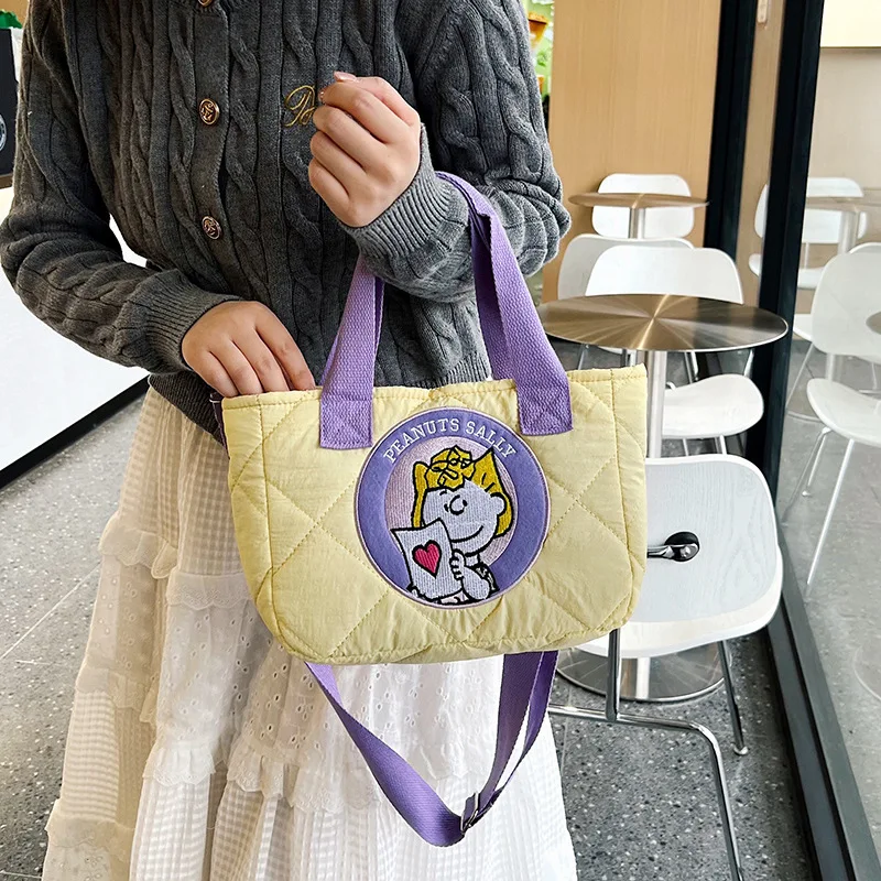 Bolso de hombro de dibujos animados de Snoopy para mujer, bolso de mano de gran capacidad, bordado de Anime, bolso cruzado