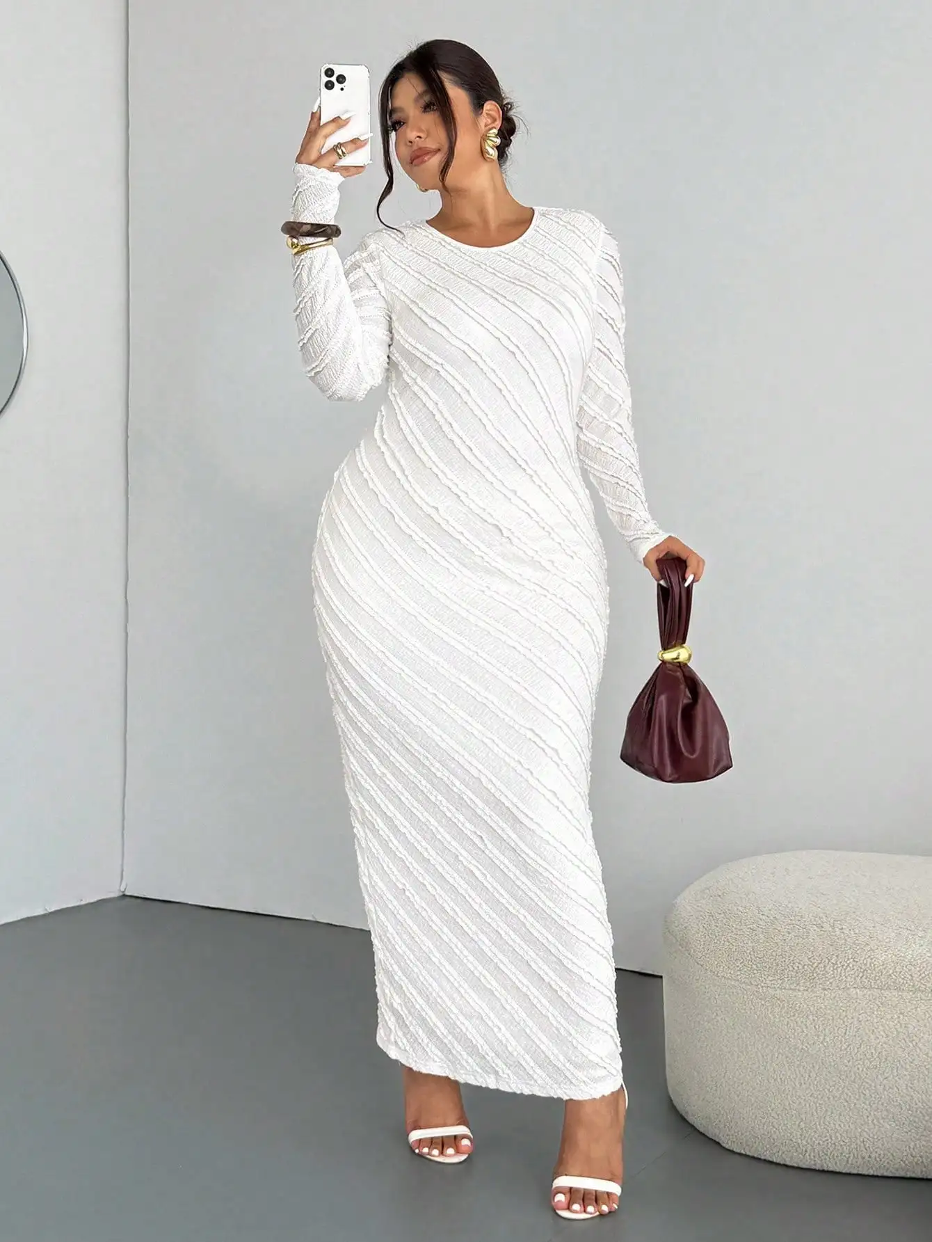 فستان ماكسي أبيض مضلع بأكمام طويلة وذيل السمكة، أنيق للحفلات وحفلات الزفاف والمكتب والمواعيد