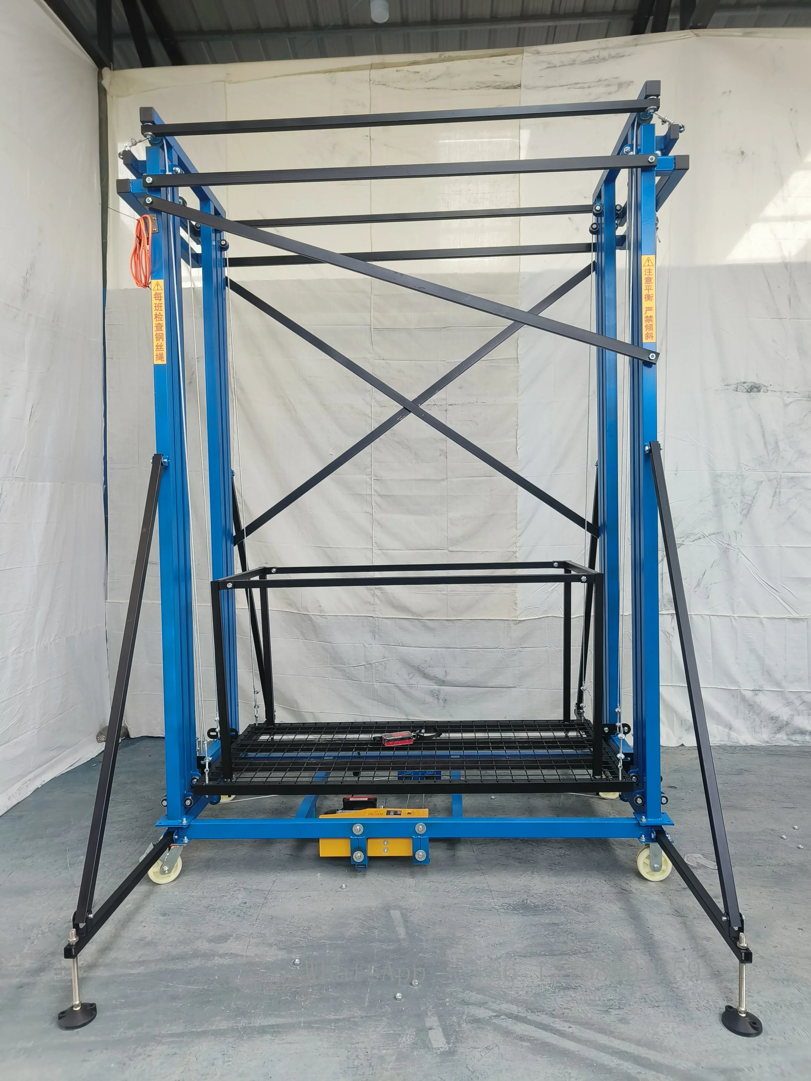 New Folding Electric Scaffold Lift Small Up And Down Cargo Hoist Lifting Platform