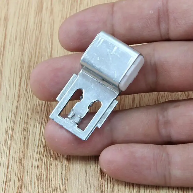 5 Pz/lotto Divano Hardware Hasps Molla di Ferro Pinze Auto Cuscino Molla di Fissaggio Clip Mobili Per La Casa Divano Molla Hasps Divano Accessori