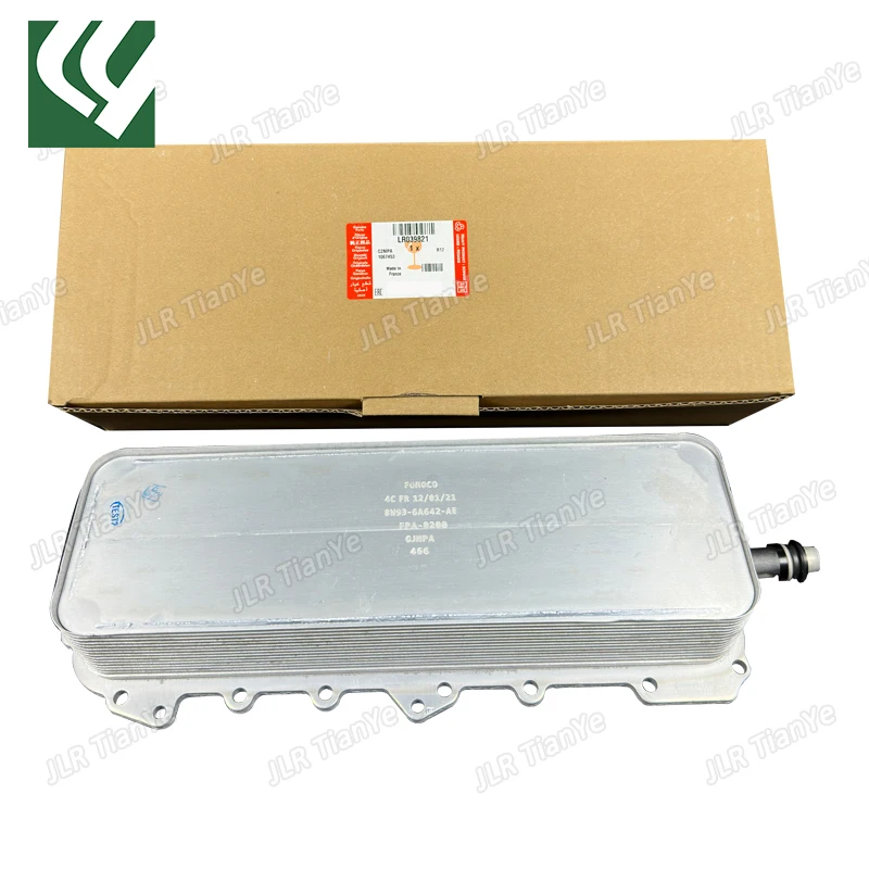 Cocok untuk Range Rover 5.0 radiator oli mesin bensin LR039821 lr010fuzhou