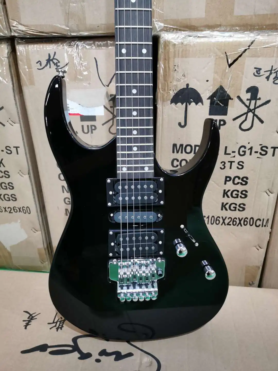 Guitarra Eléctrica OEM, hecha en china, precio al por mayor, logotipo personalizado, doble vibración