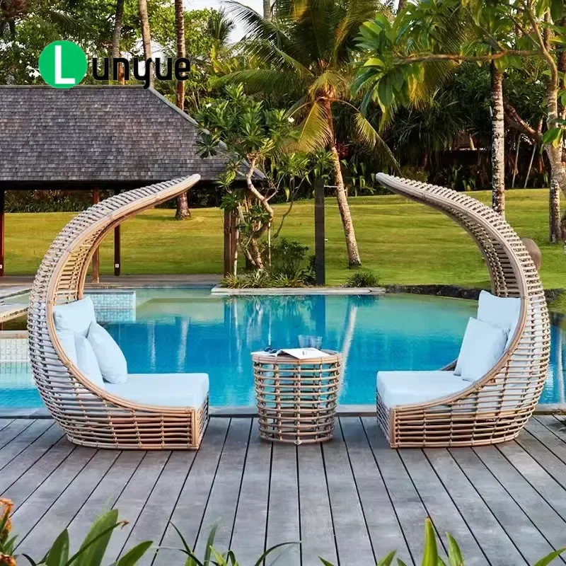 Modern Polyethylene Rattan Outdoor Wicker Sun Bed Poolside Hotel Beach Sofa Villa Park Terrace Furniture Durable Weatherproof