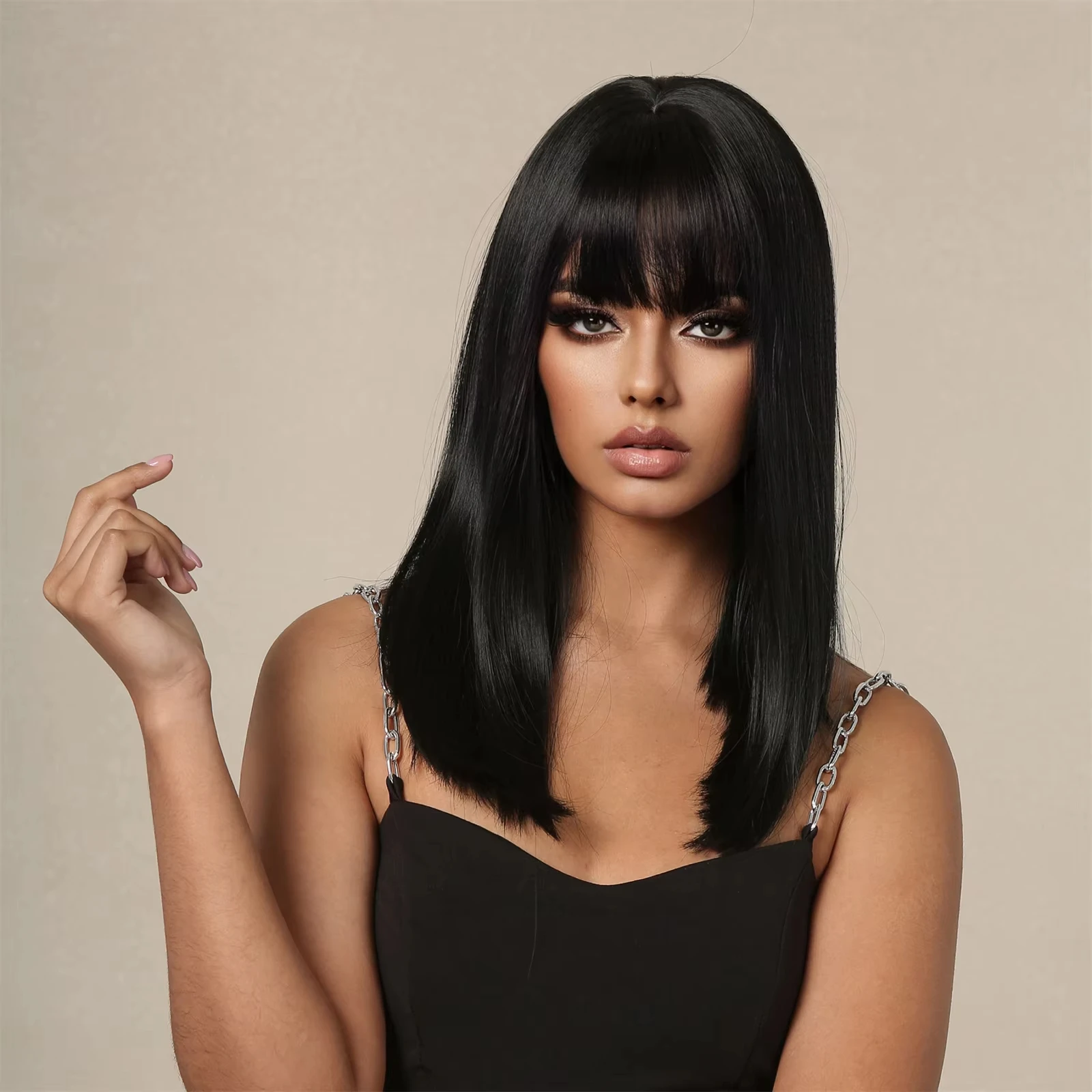 Straight Black Bob Synthetic Wig with Bangs