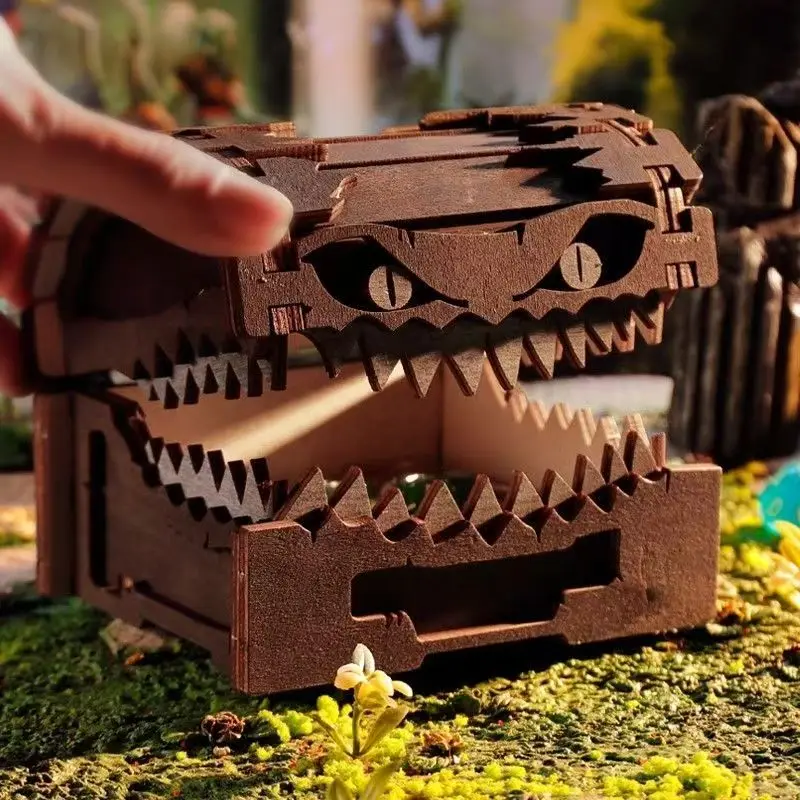 

Wooden Monster Box for DND Dice storage box for Dungeons & Dragons DND Dice Box Case Wooden handicraft ornaments RPG Dice Player