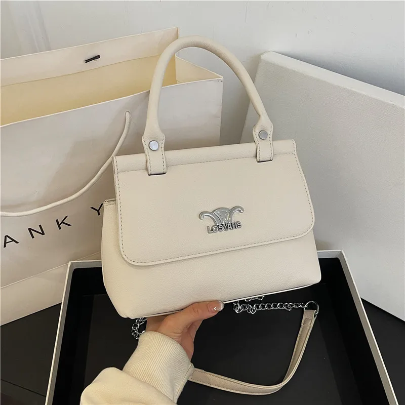 حقيبة يد بسيطة لعام 2025 - حقيبة كروس ثلاثية الطي مستوحاة من سيلين مع حزام آمن ومقبض قابل للتحويل