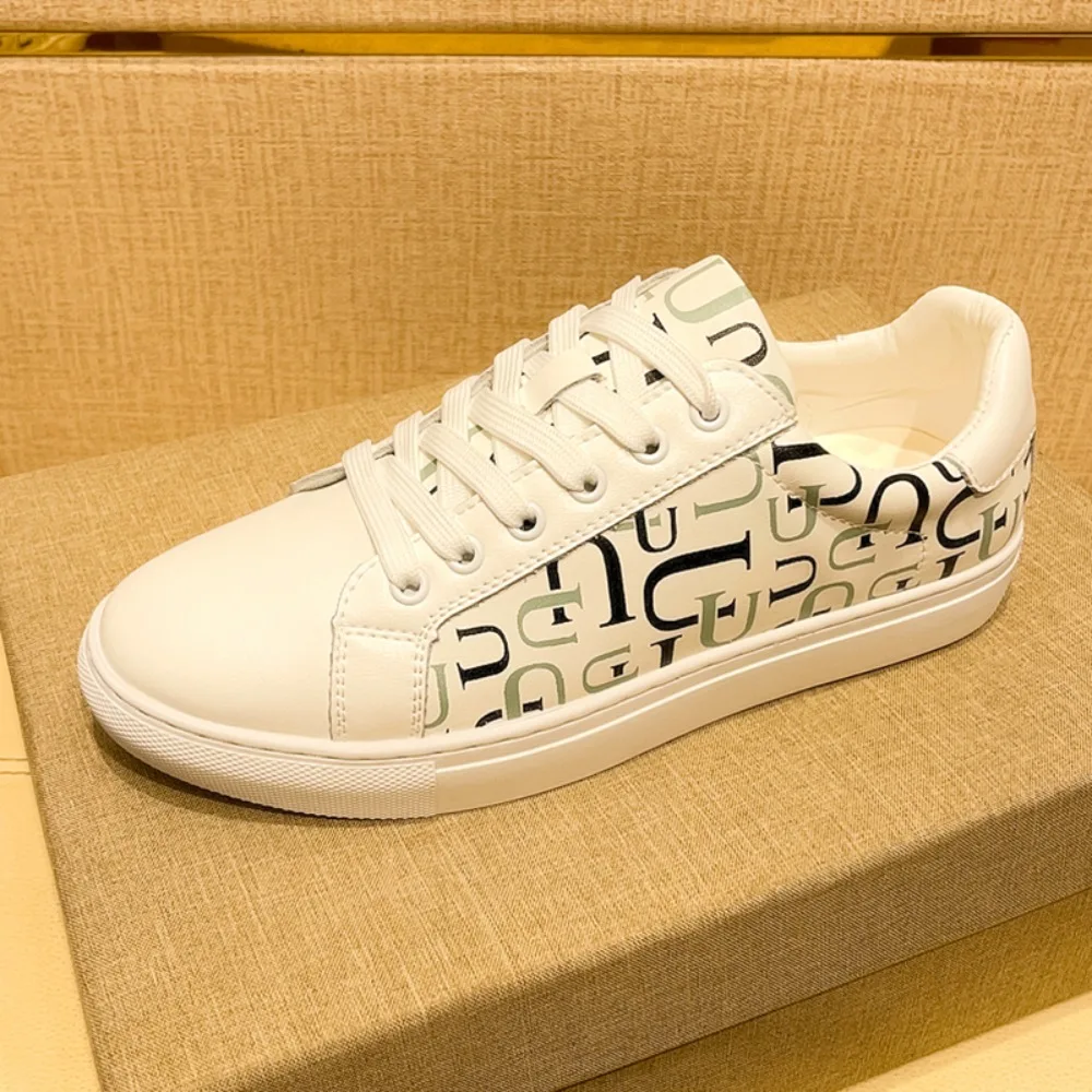 

2026 Men Genuine Leather Casual Shoes Trend Flat Skate Shoes Young Man Cool Sneakers