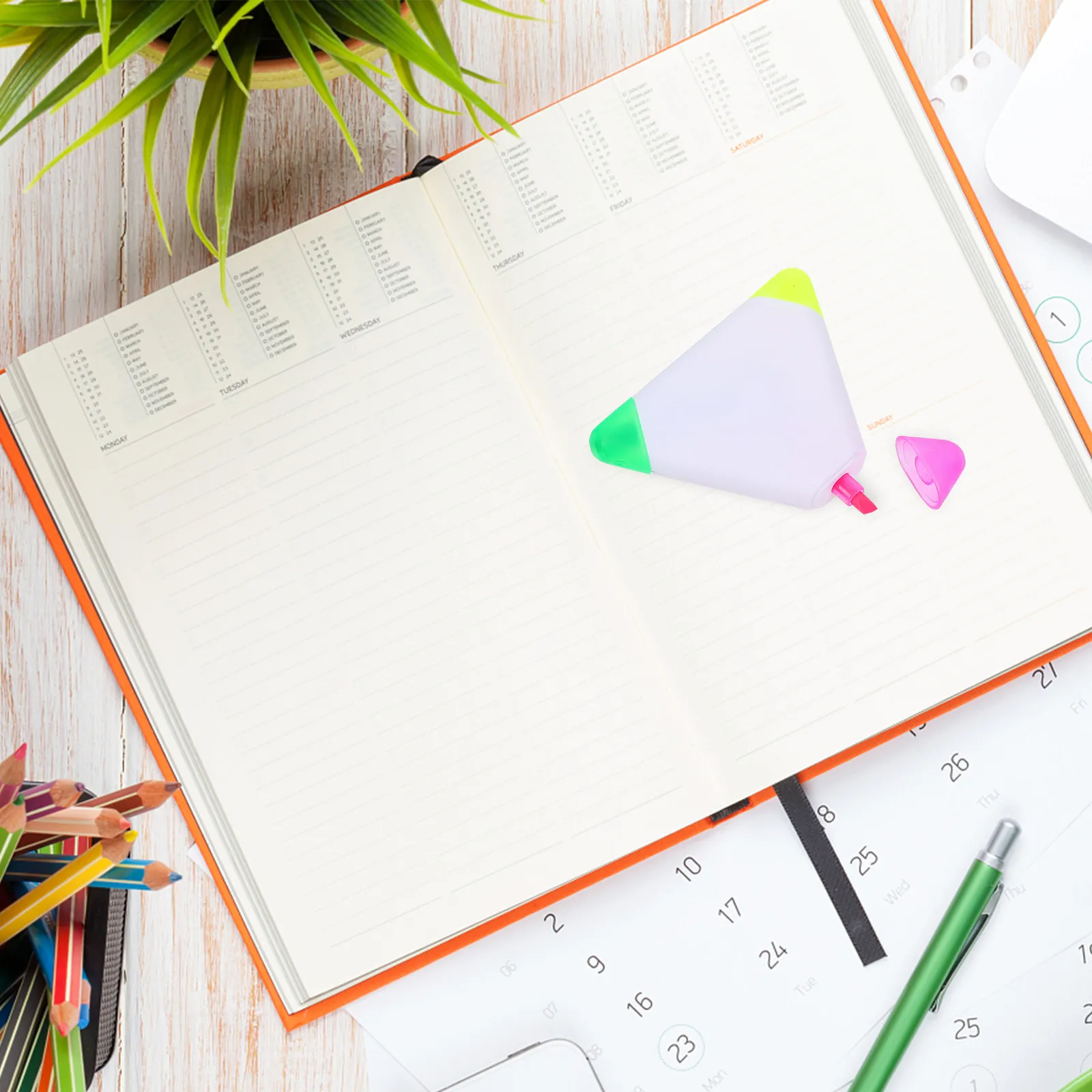 

5Pcs Fluorescent Pen Lovely Triangle Shape Ergonomic Design Smooth Writing Quick-Dry Ink for Students Highlighter Portable