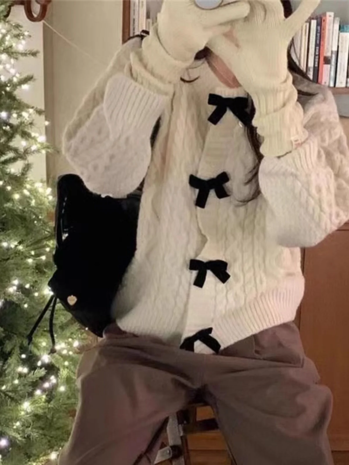 

Soft Cozy Women's Knitted Sweater with Bow Knot Long Sve Twist Design Sweet Warm Vintage Sle High-End Feel Top