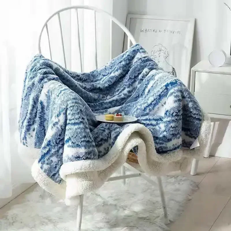 New Fashion Thickening Keep Warm Blanket Fluffy Thick High-quality Bedding Article Soft Comfortable Multi Purpose Stripe Throw