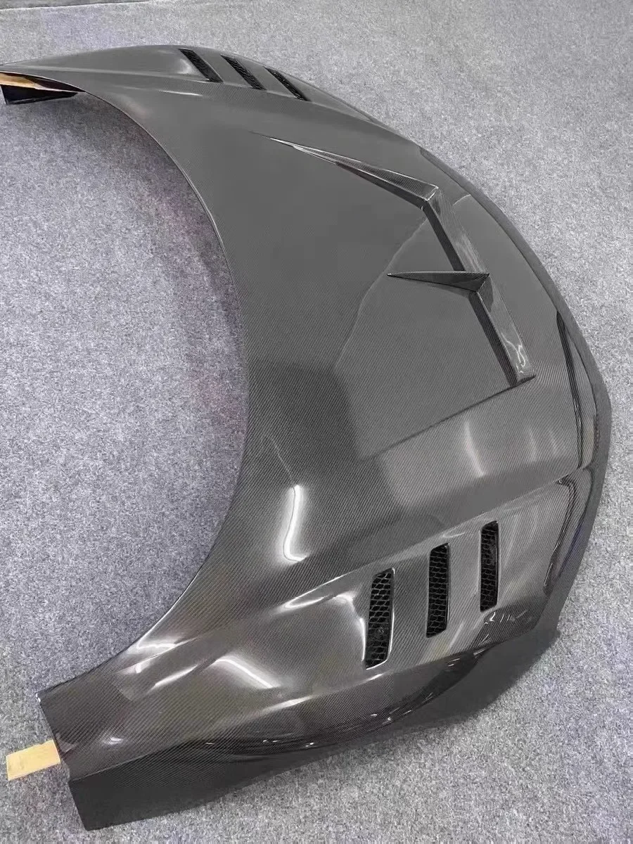

Carbon fiber Car Engine Hood Engine Cover Assembly For Audi R8 Modified Light Weight Bonnet Auto Accessories