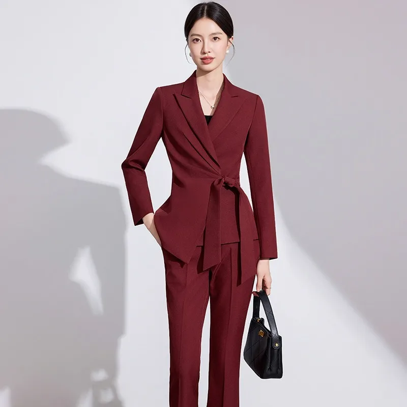 بدلات نسائية أنيقة على طراز ملابس رسمية للمكتب 2025 موضة جديدة سترات بأكمام طويلة أنيقة غير رسمية ملابس الشارع الشهير