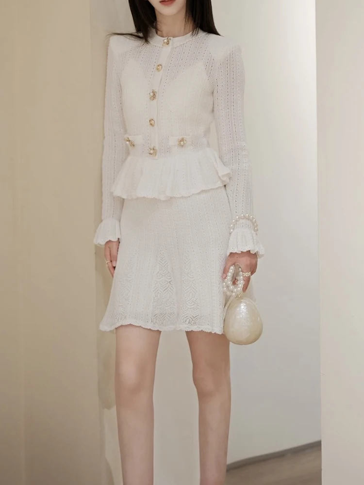 French style small floral hemmed ruffled sleeve mock two-piece knitted dress for women, 2026 autumn new design