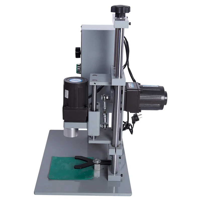 Tappatrice automatica da tavolo 450A Tappatrice elettrica Sigillatrice per tappi di bottiglia in plastica Tappatrice Acqua minerale