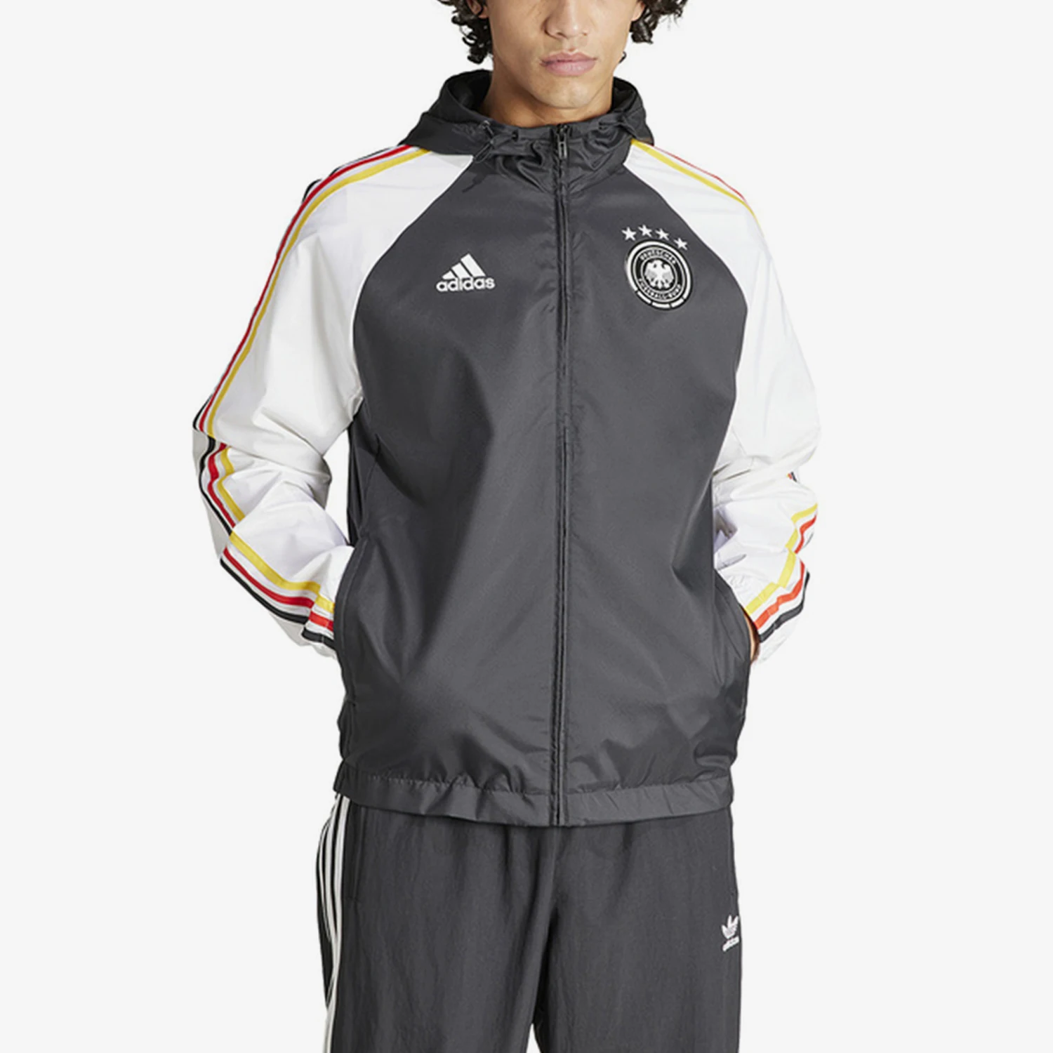 

Adidas Official Genuine 2024, мужская футбольная тренировочная ветрозащитная спортивная куртка IU2086