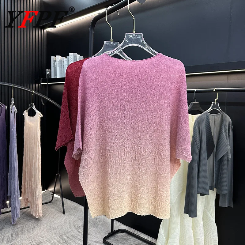 

YFPF Gradient Design Miyake Pleated T-shirt Women O Neck Short Sleeve Loose Short Sleeve Blouse Casual 2025 New Clothing