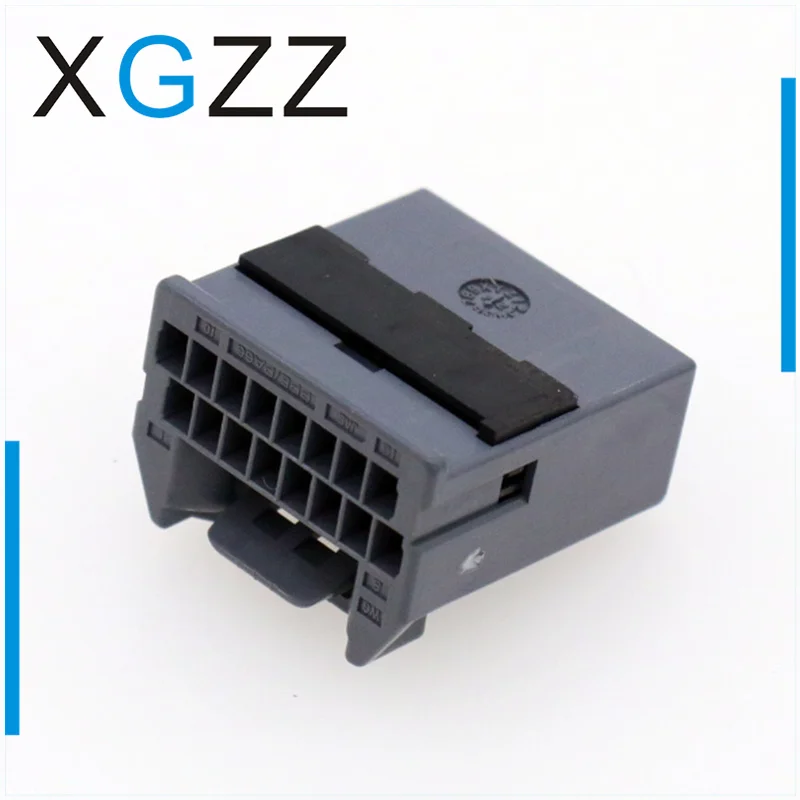 MX34016SF1 is suitable for Honda Accord Civic navigation host plug connector 16PIN JAE plug with terminals