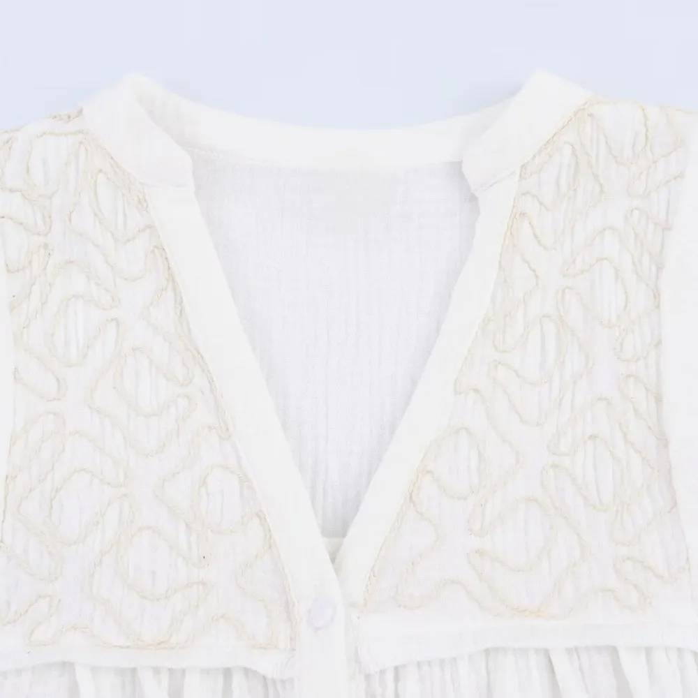 Camisa bordada holgada  para mujer, cuello en V, manga larga, botonadura sencilla, color liso, blusa de viaje para primavera y verano, nueva blusa elegante para mujer