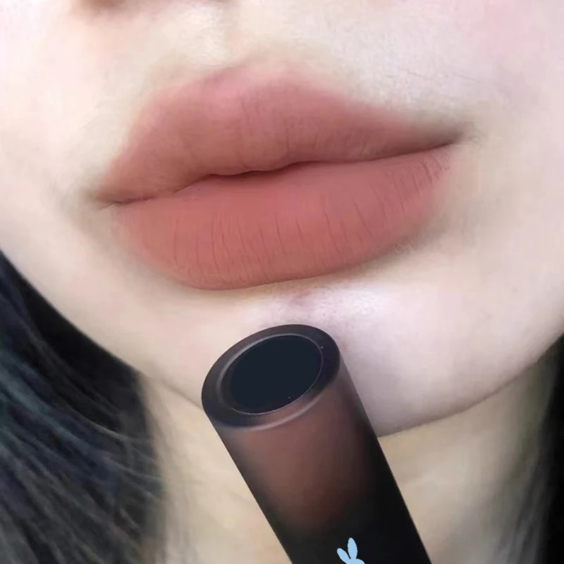 Velvet Lip Glaze Non-Stick Cup Lipgloss Retro Rot Braun Ton Lippenstift Mousse Matte Lip Mud Makeup Lip Tint Beauty Cosmetic